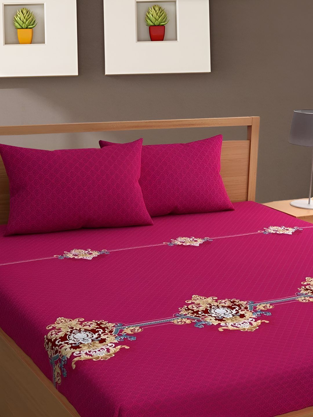 Bajo's Pink & Blue Floral 350 TC King Bedsheet with 2 Pillow Covers