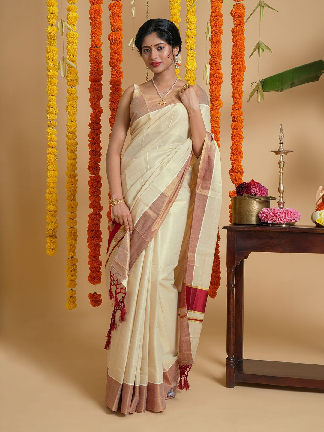 TEEJH Zari Tissue Kasavu Saree-picture-52
