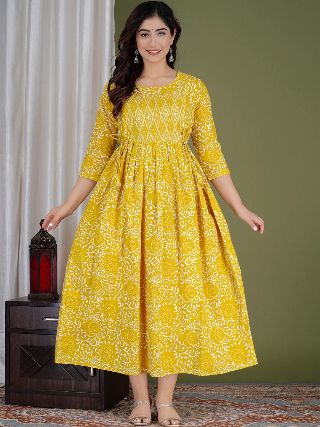 MURLI KURTI Women Printed Thread Work Anarkali Kurta-picture-3