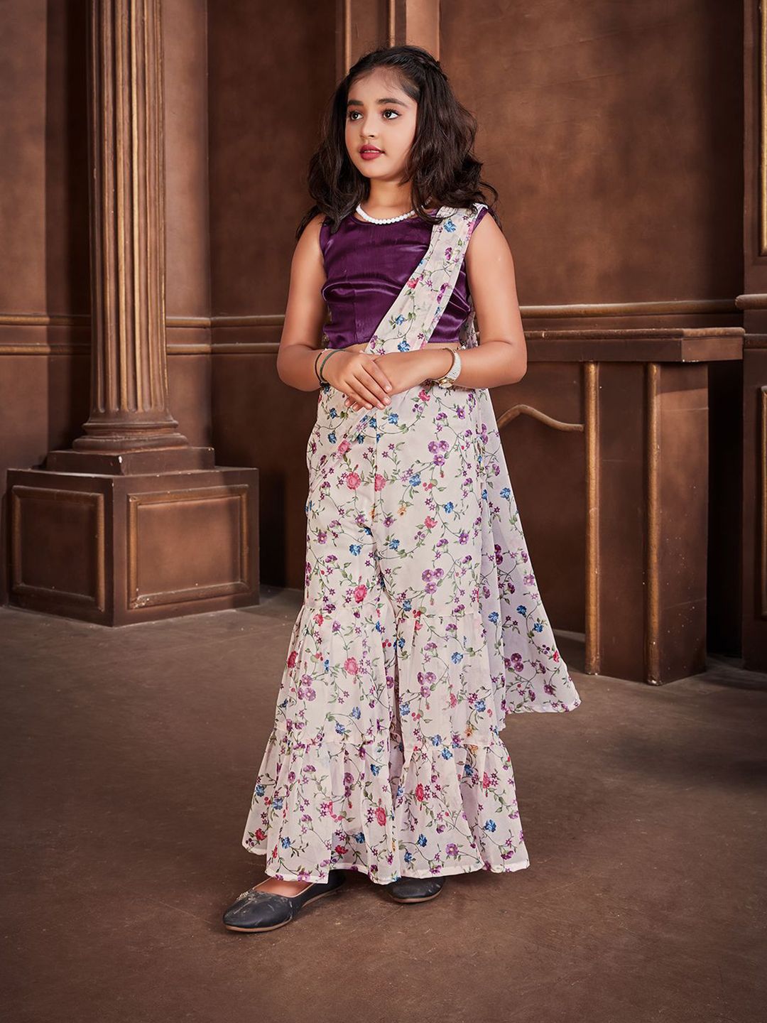 LOOKS AND LIKES Girls Floral Printed Pure Georgette Ready to Wear Sharara Saree-picture-16