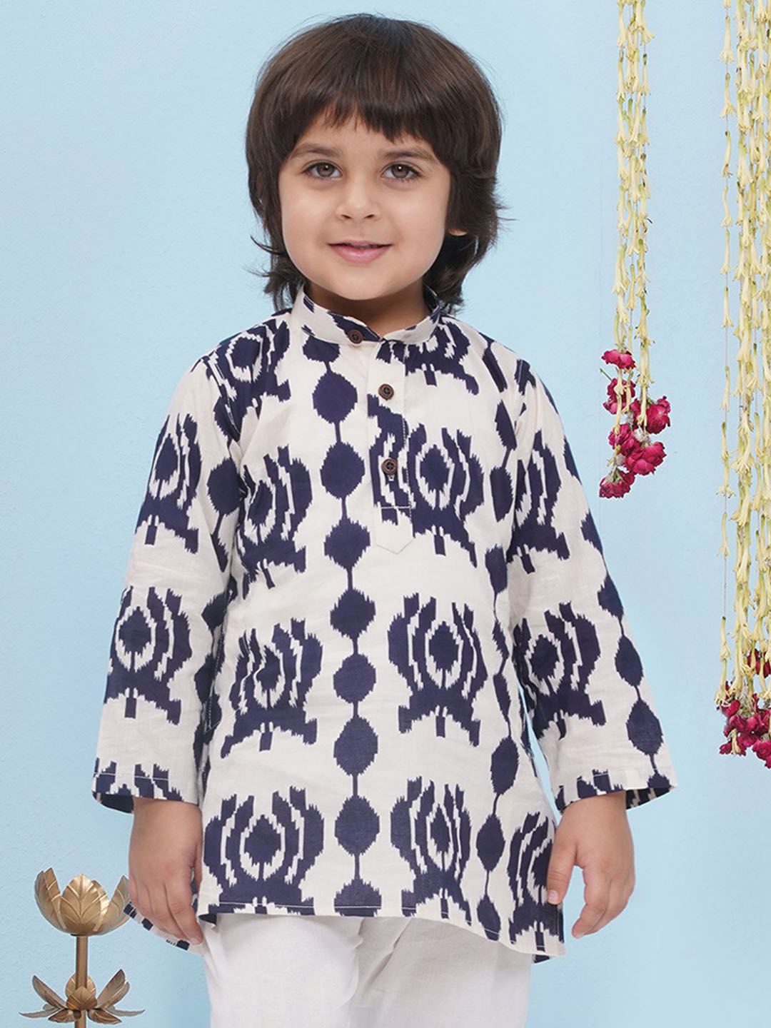 Aj DEZInES Boys Geometric Printed Pure Cotton Straight Kurta-picture-10