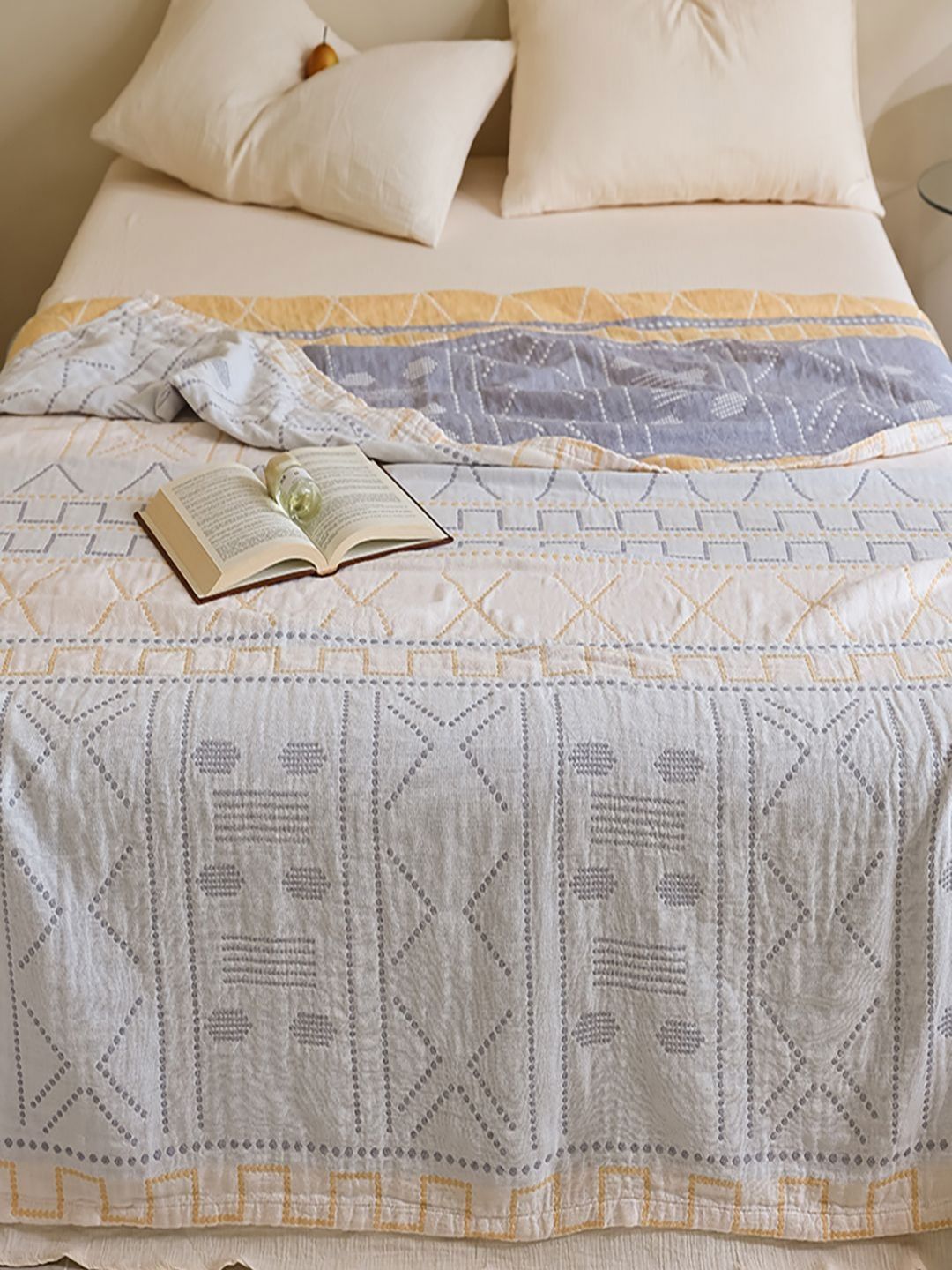 JC HOME Grey & Orange Geometric AC Room 300 GSM Double Bed Quilt-picture-32