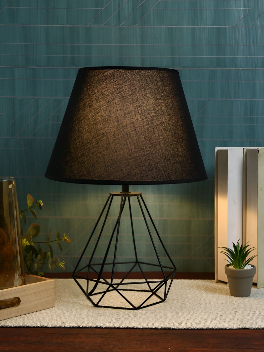 TAYHAA Black Metal Contemporary Frustum Shaped Table Lamp-picture-14