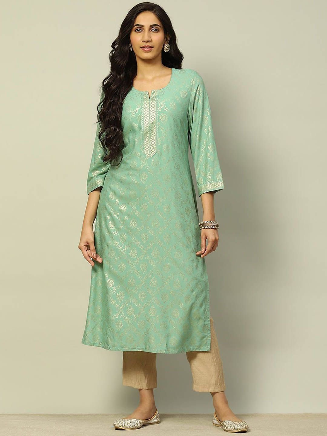 Rangriti Women Geometric Flared Sleeves Thread Work Kurta-picture-22