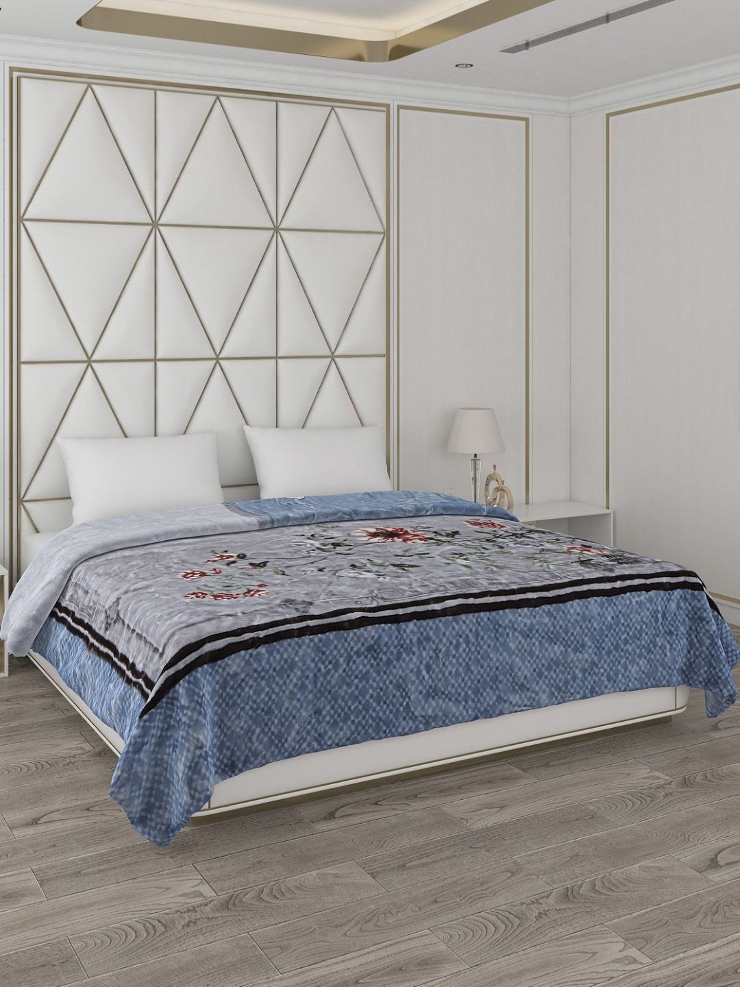 Monte Carlo Blue & White Abstract Printed Heavy Winter 850 GSM Double Bed Blanket-image-18