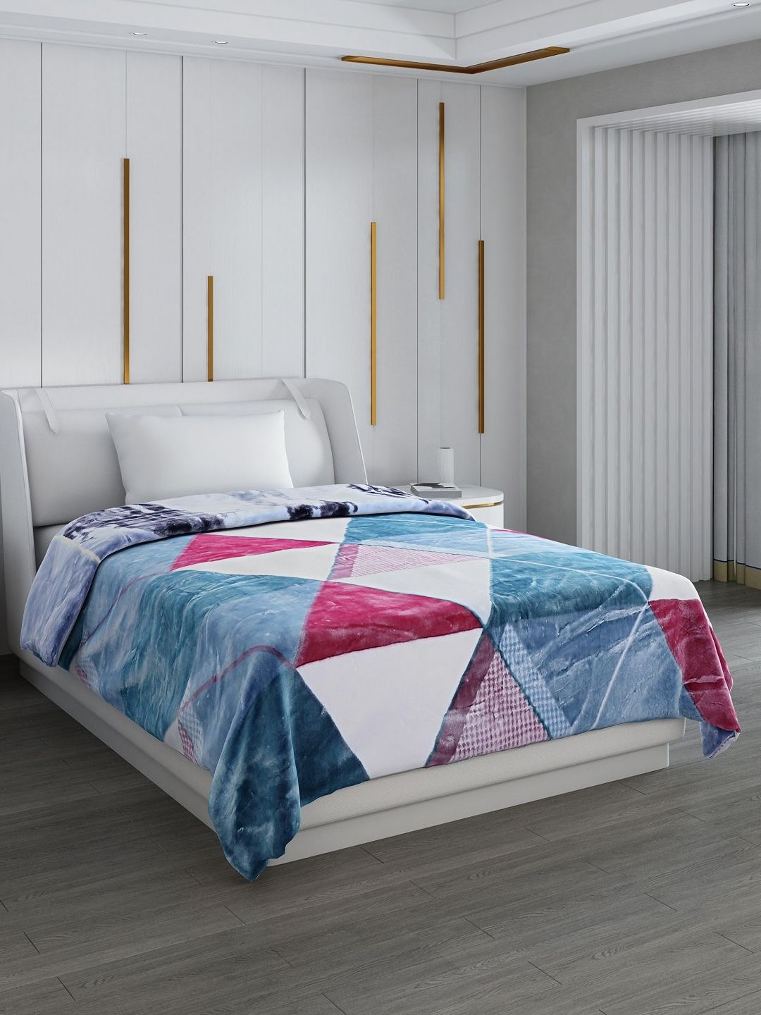 Monte Carlo Blue & Red Geometric Mild Winter 850 GSM Single Bed Blanket-image-13