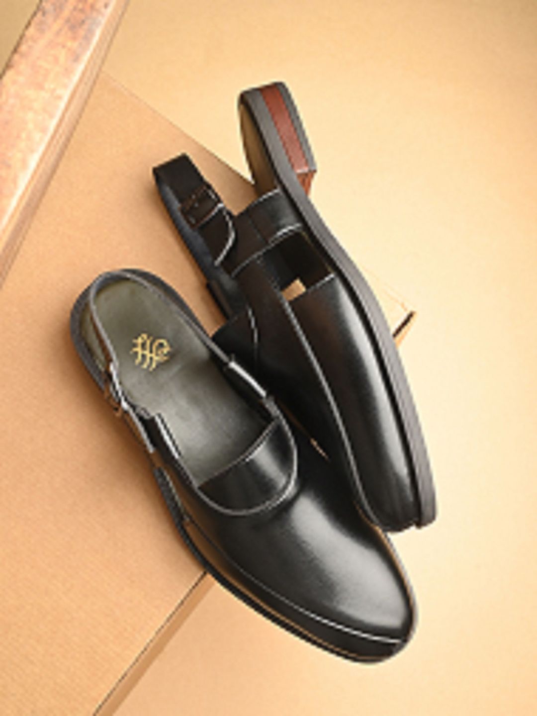 House of Pataudi Men Textured Shoe Style Sandals-picture-26
