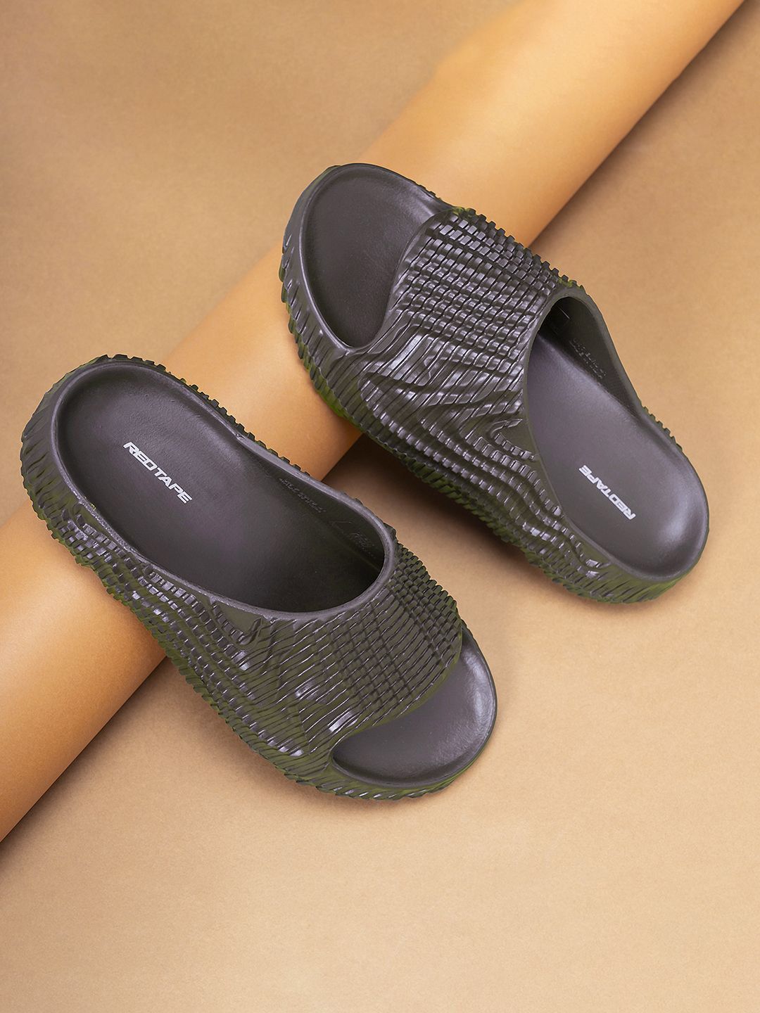 Red Tape Men Rubber Sliders-picture-47