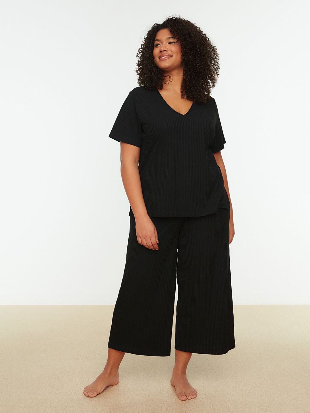 Trendyol Top & Trousers Night Suits-picture-14