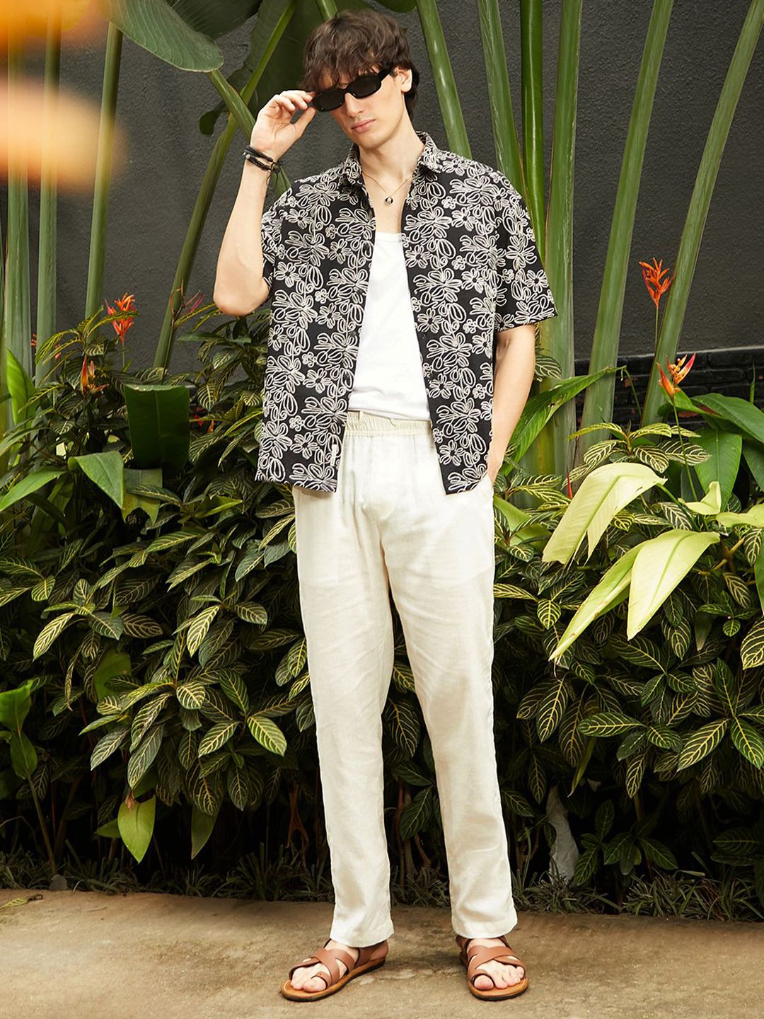 Campus Sutra Men Comfort Spread Collar Floral Printed Oversized Casual Shirt-picture-18