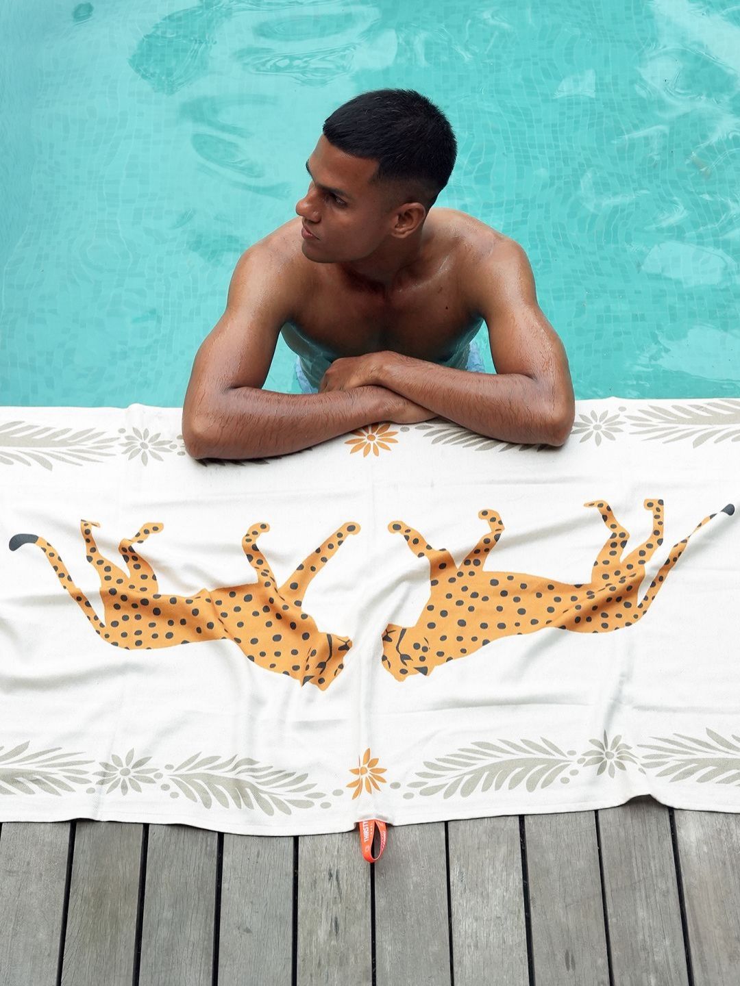 Thirsty Towel Cream-Coloured & Orange 1 Printed Bamboo 210 GSM Bath Towel-picture-46