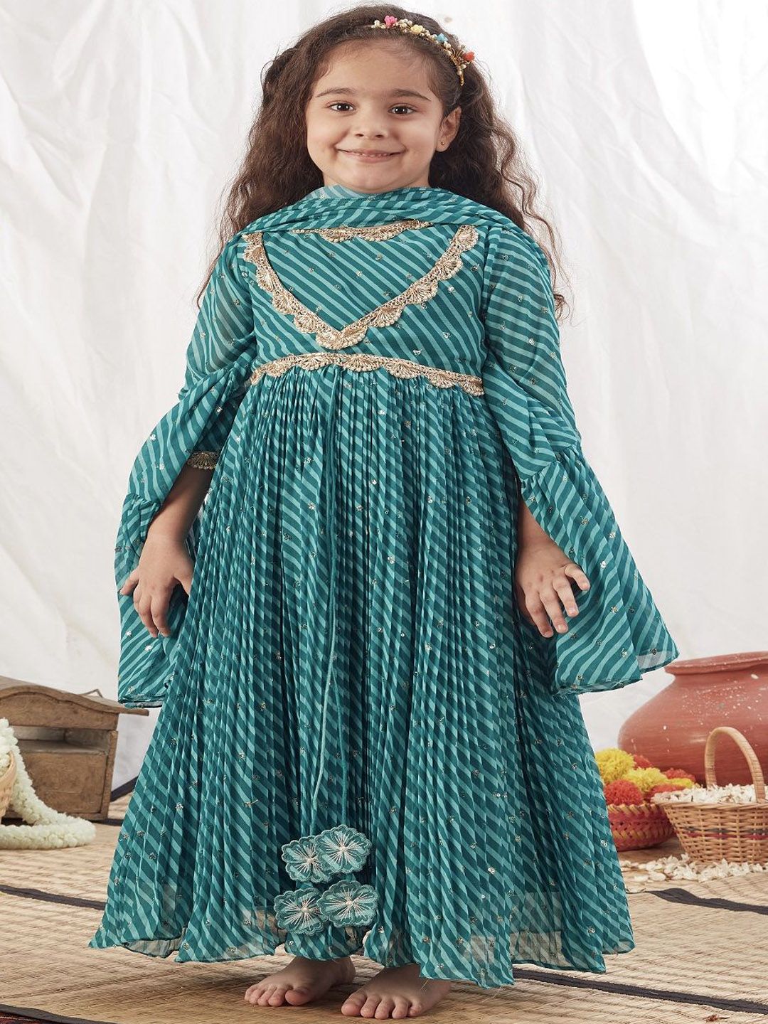 Vivedkids Girls Leheriya Regular Gotta Patti Kurta with Trousers & With Dupatta-picture-12