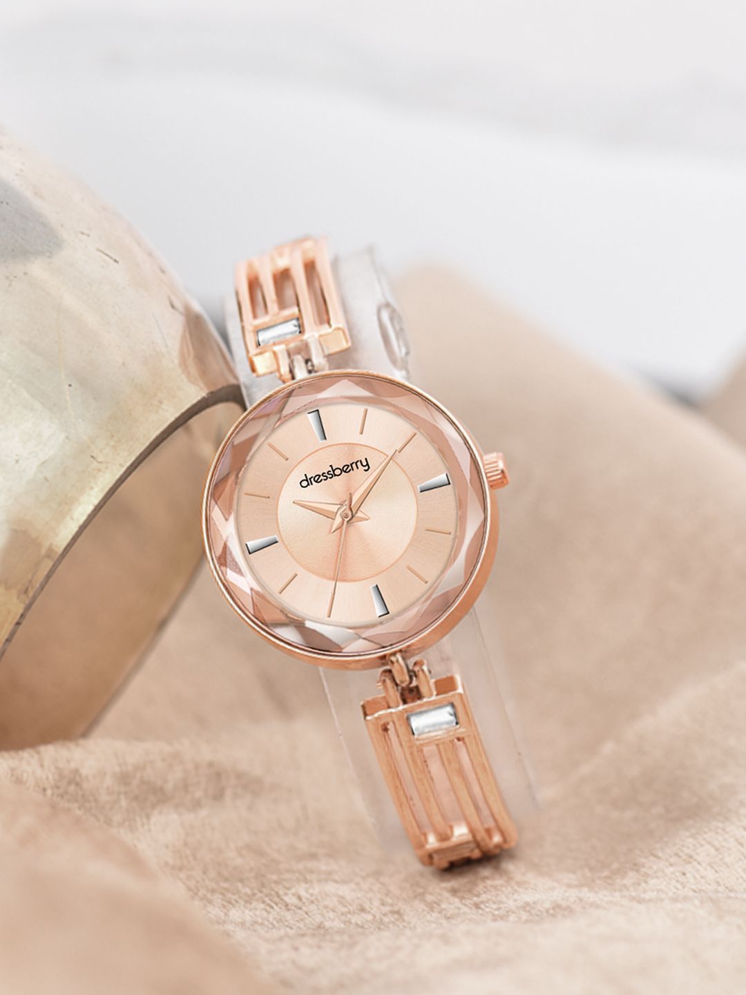 DressBerry Women Dial & Bracelet Style Straps Analogue Watch HOBDB-306-RG-picture-16