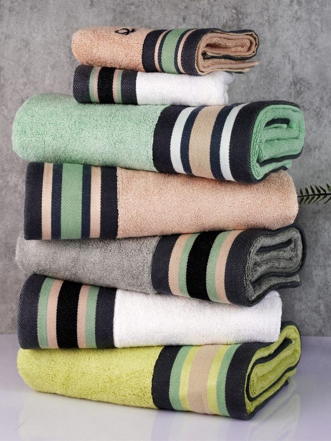 United Colors of Benetton Grey 2 Pieces 600 GSM Pure Bamboo Cotton Hand Towels-image-8