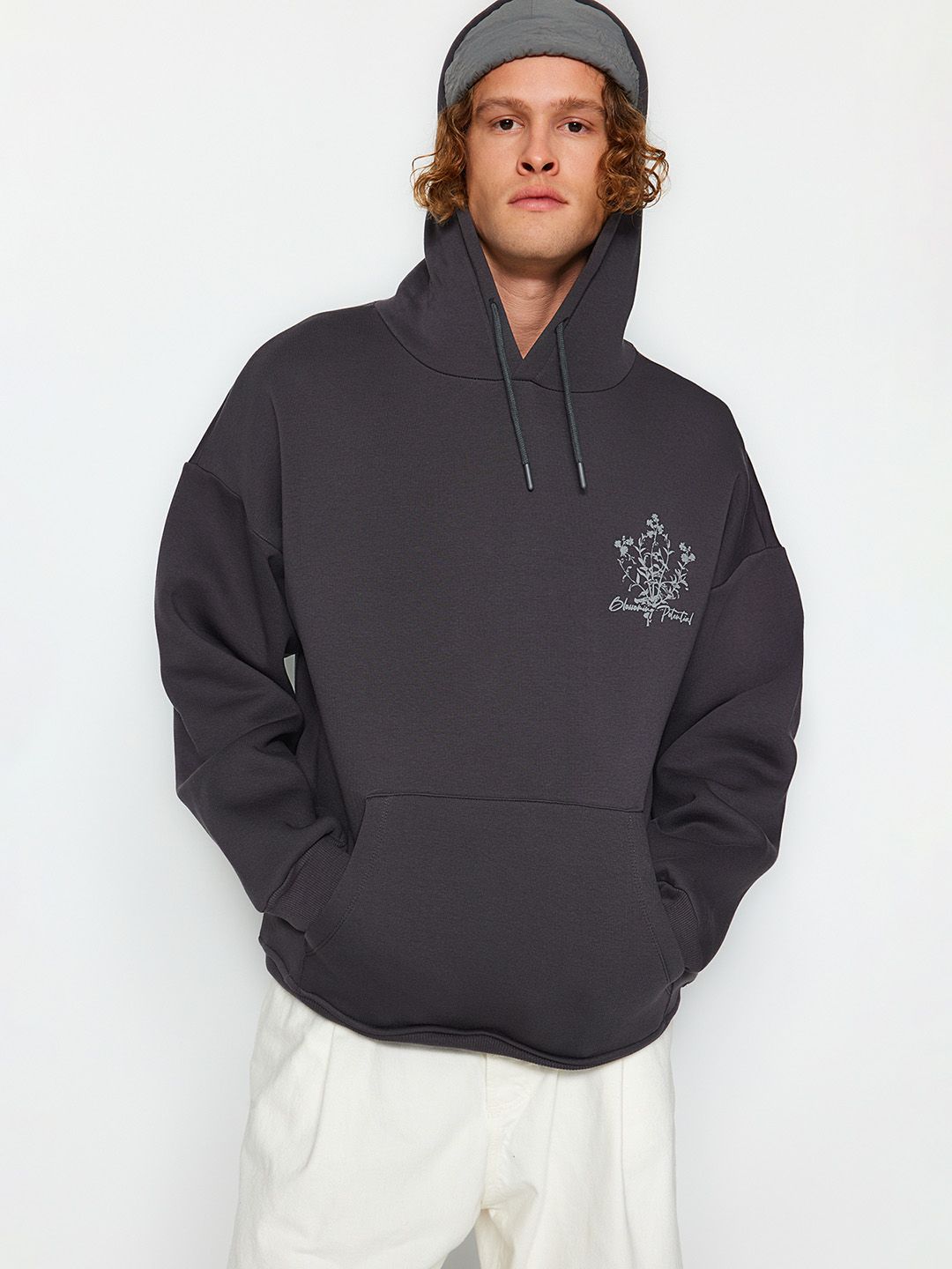 Trendyol Men Printed Sweatshirt-picture-18