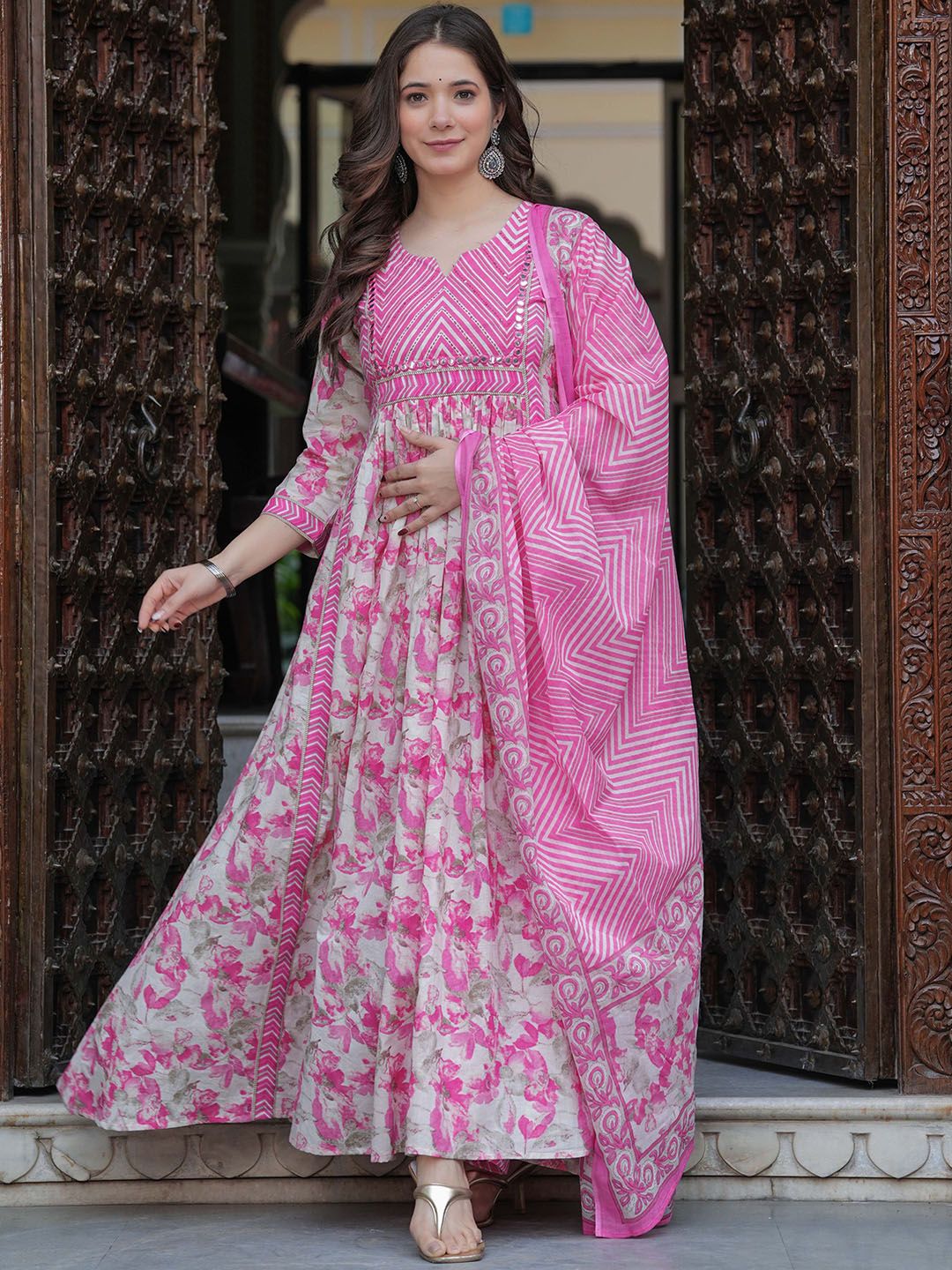 Mizaz Women Floral Printed Layered Mirror Work Pure Cotton Kurta with Trousers & With Dupatta