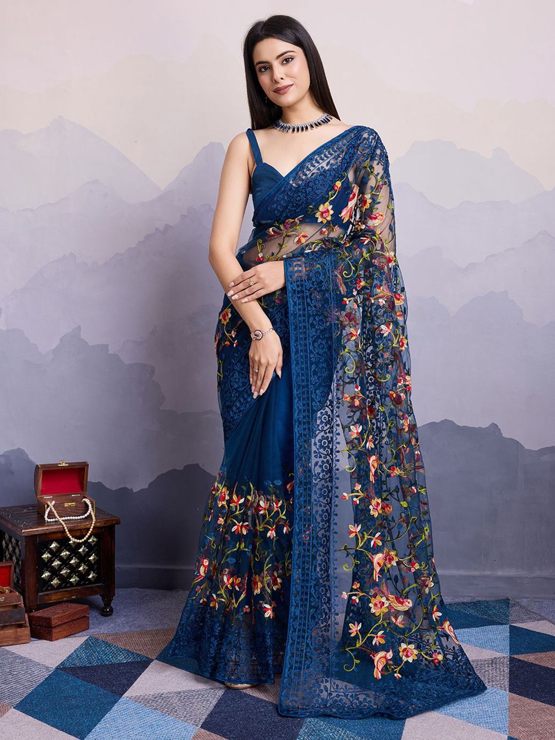 HERE&NOW Floral Embroidered Net Saree-picture-25