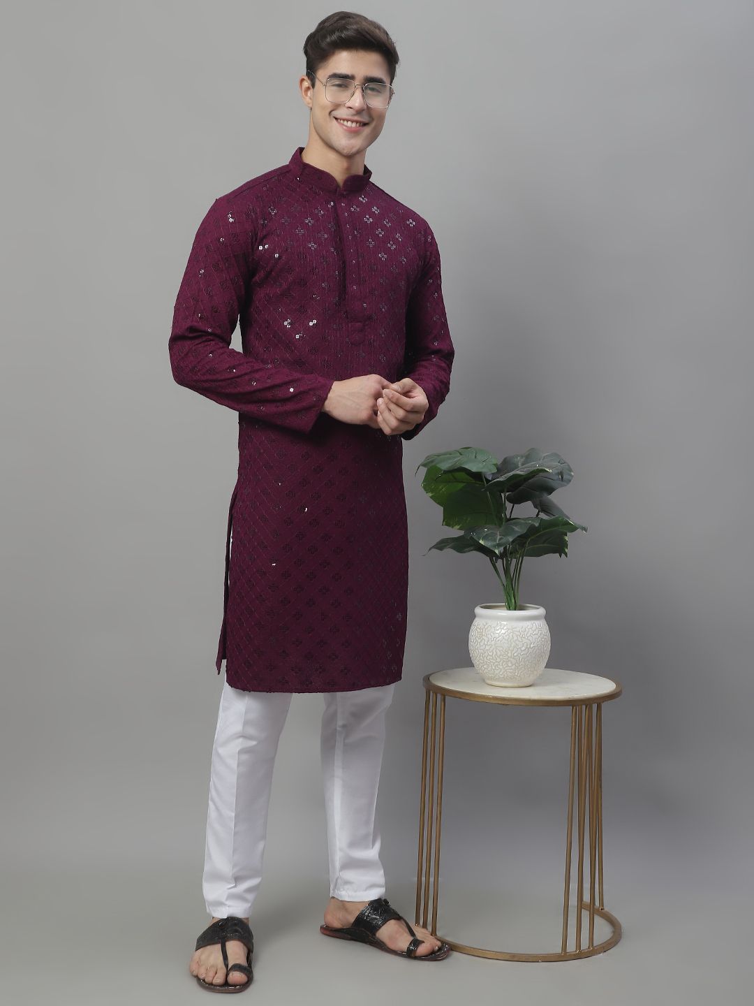 Men's Geometric Embroidered Kurta Set main image 1