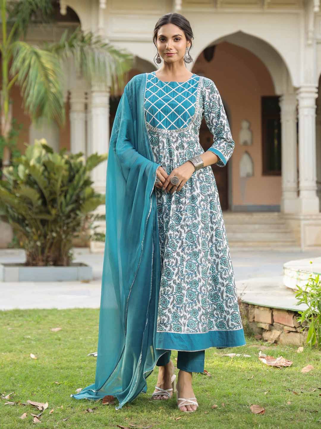 Women's Grey Ethnic Motifs Printed Gotta Patti Cotton Anarkali Kurta