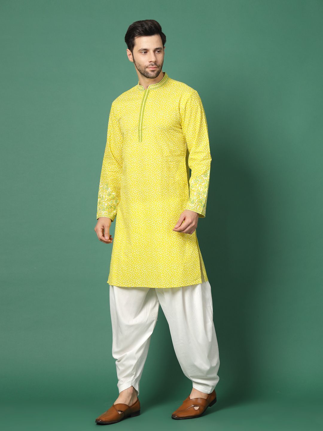 Sangria Lime Green Bandhani Printed Mandarin Collar Thread Work Pure Cotton Straight Kurta-picture-51