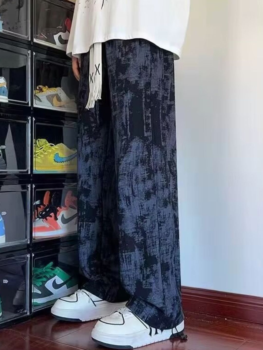 StyleCast Men Printed Original Regular Fit Mid-Rise Cotton Trouser-picture-14