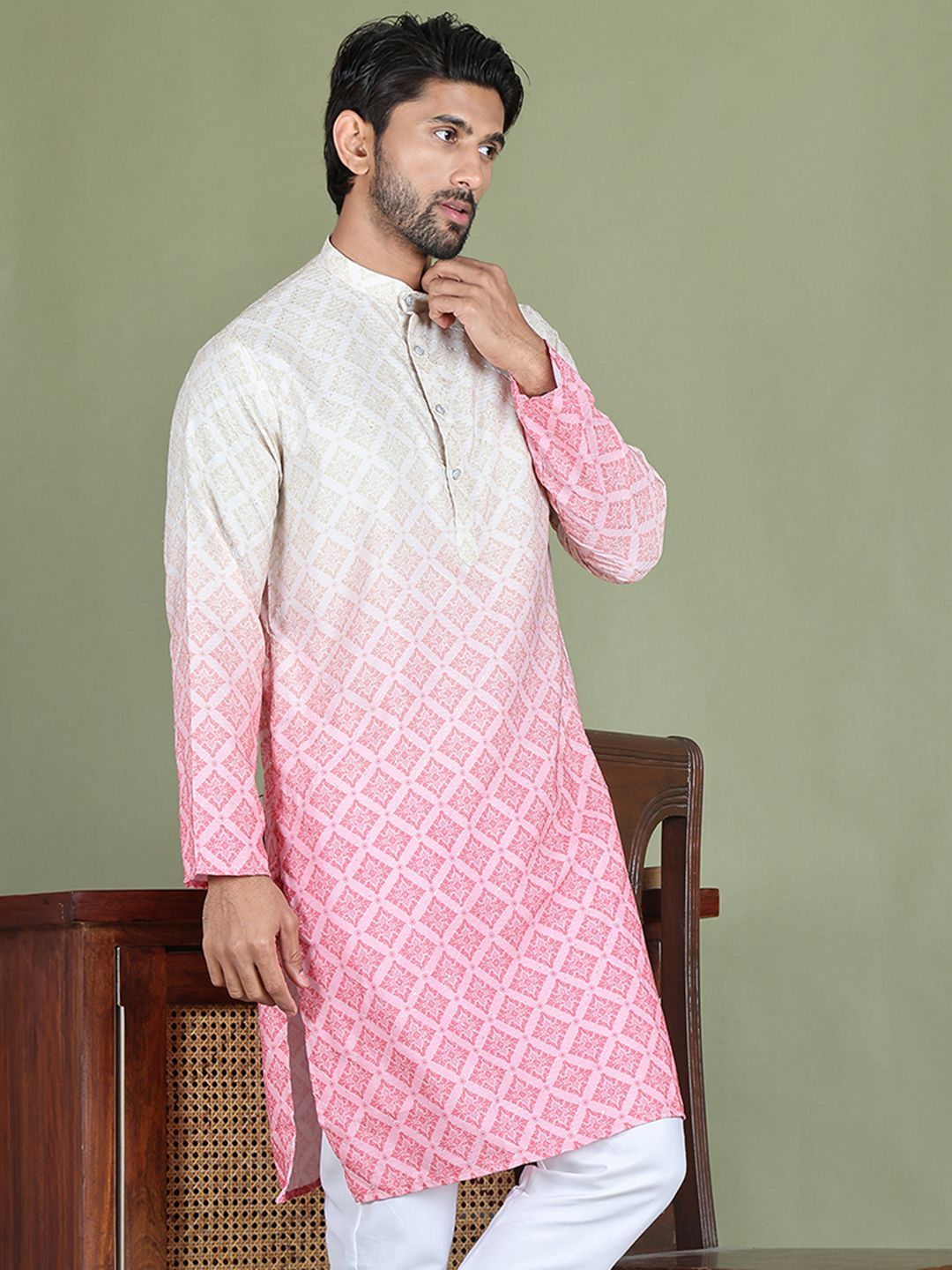 Jompers Men Floral Printed Sequinned Floral Kurta-picture-35