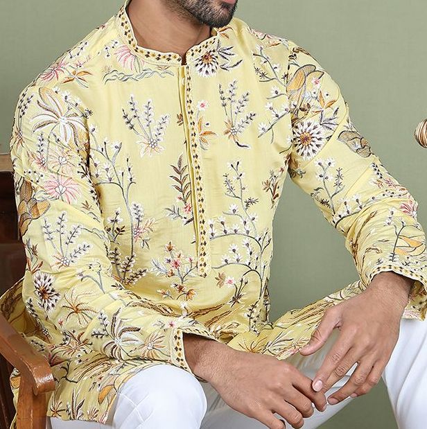 Jompers Men Floral Embroidered Mandarin Collar Thread Work Kurta main image 1