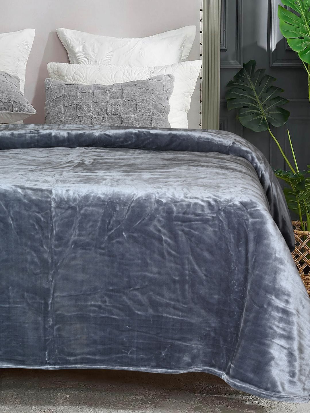 Saral Home Grey Mild Winter 350 GSM Double Bed Blanket-picture-40