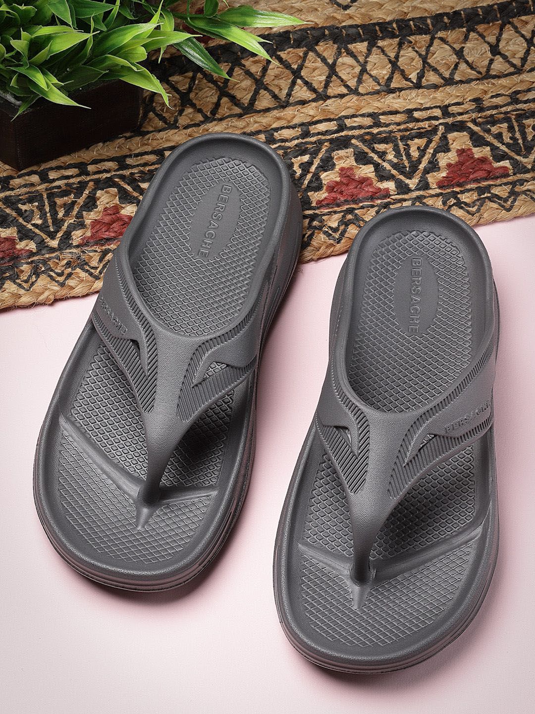 BERSACHE Men Open Toe Flats-picture-30