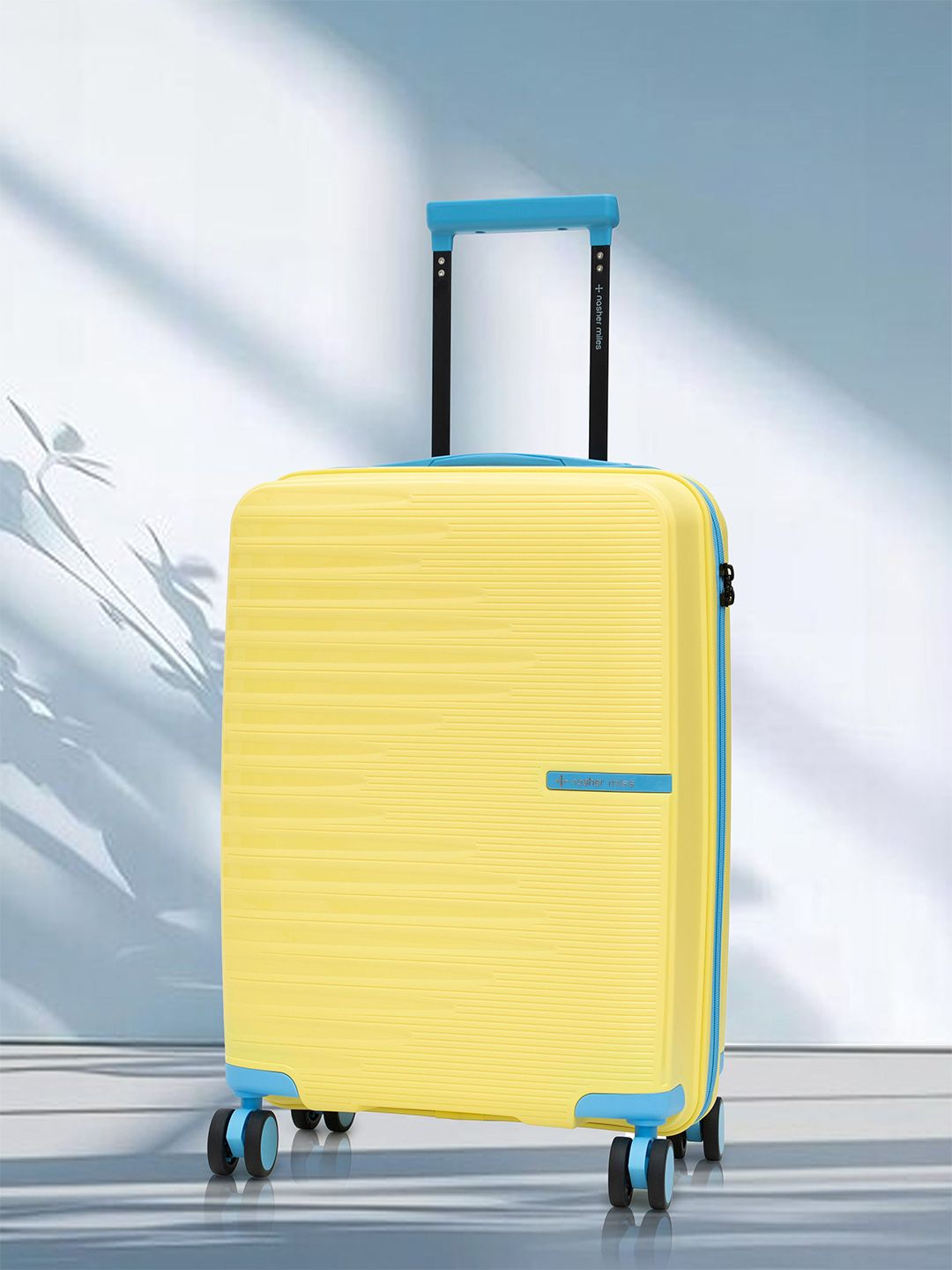 Nasher Miles Havelock Textured Medium Trolley Bag-image-13