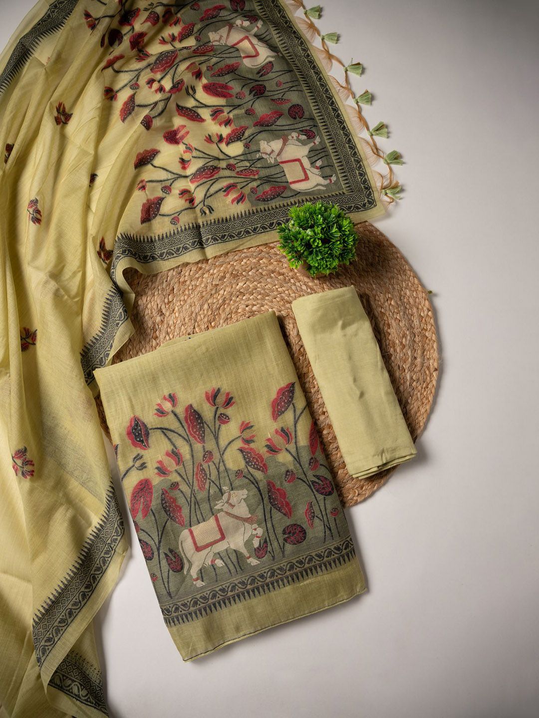 GAJARAI Unstitched Dress Material