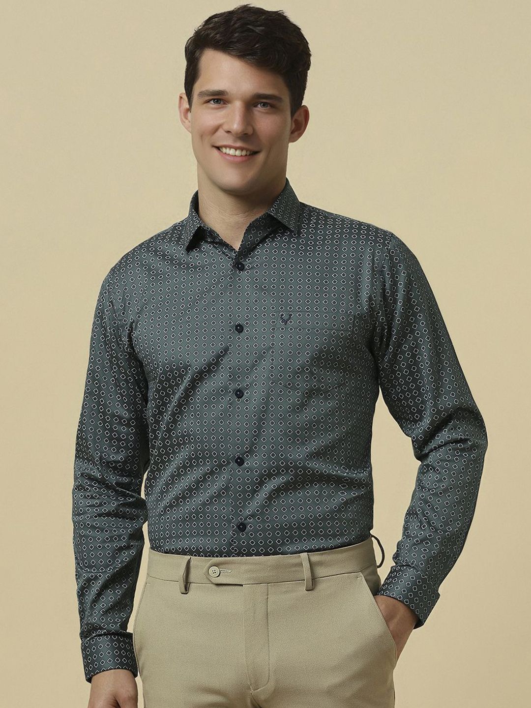 Allen Solly Men Slim Fit Spread Collar Geometric Printed Cotton Formal Shirt-picture-28