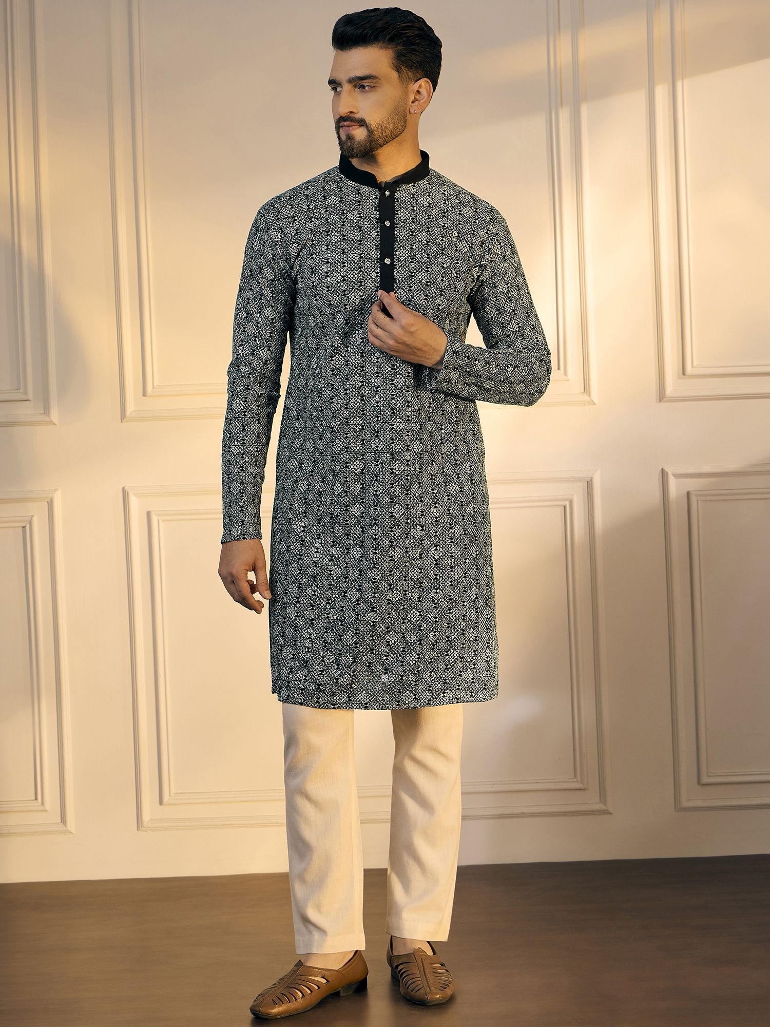 Anouk Black Geometric Embroidered Sequinned Mandarin Collar Straight Kurta-picture-23