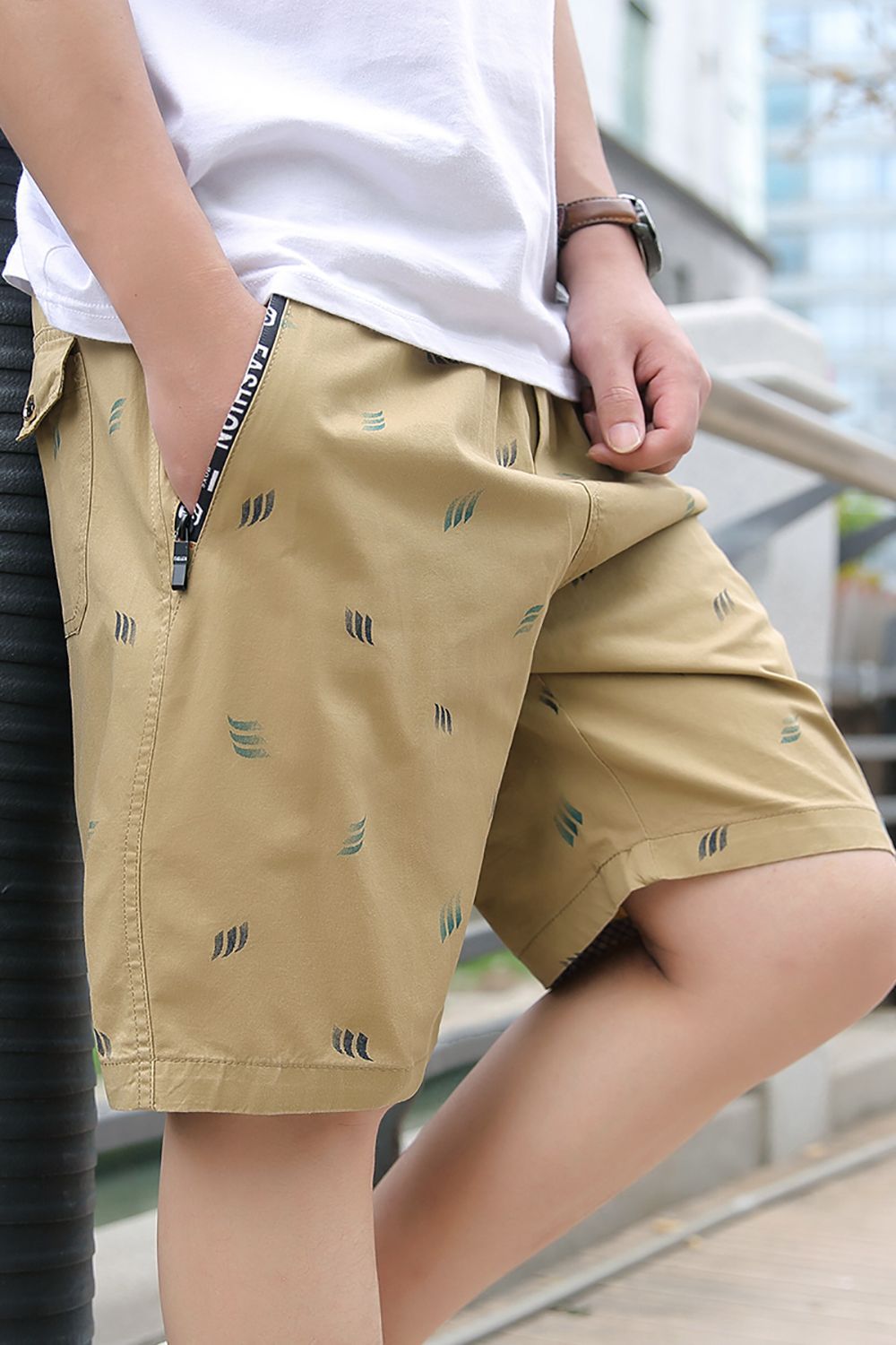 StyleCast x Revolte Men Printed Mid-Rise Cotton Regular Shorts-picture-13