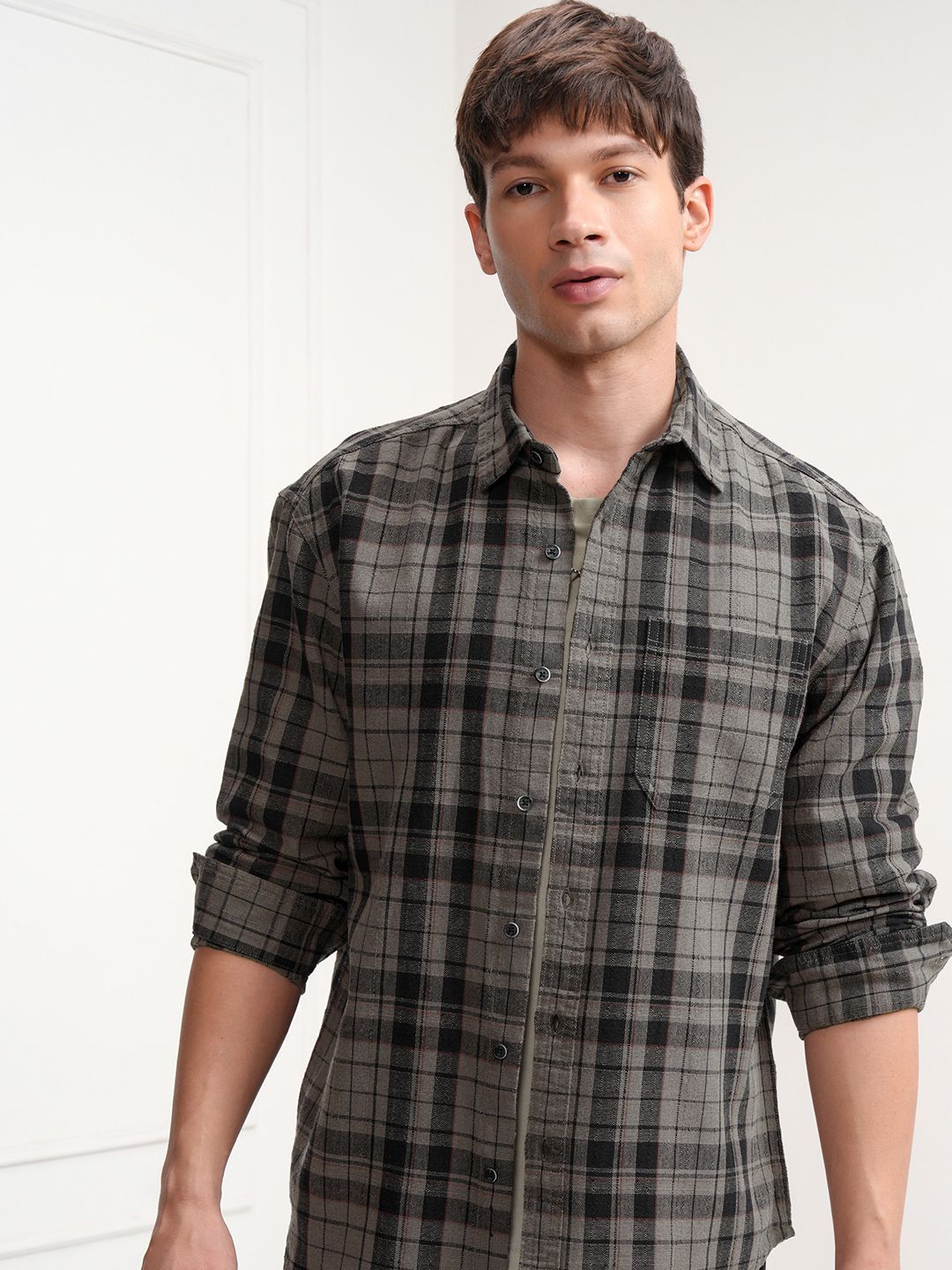 HIGHLANDER Men Spread Collar Tartan Checked Cotton Casual Shirt-image-43