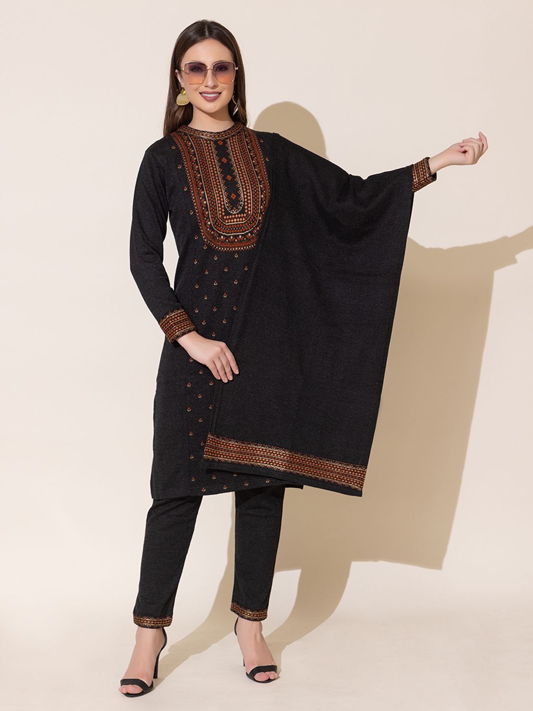 Ethnic Motifs Printed Straight Kurta With Trousers & Dupatta main image 0