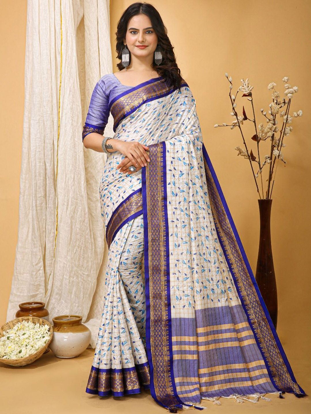 Kriyansh Woven Design Printed Zari Saree-picture-47