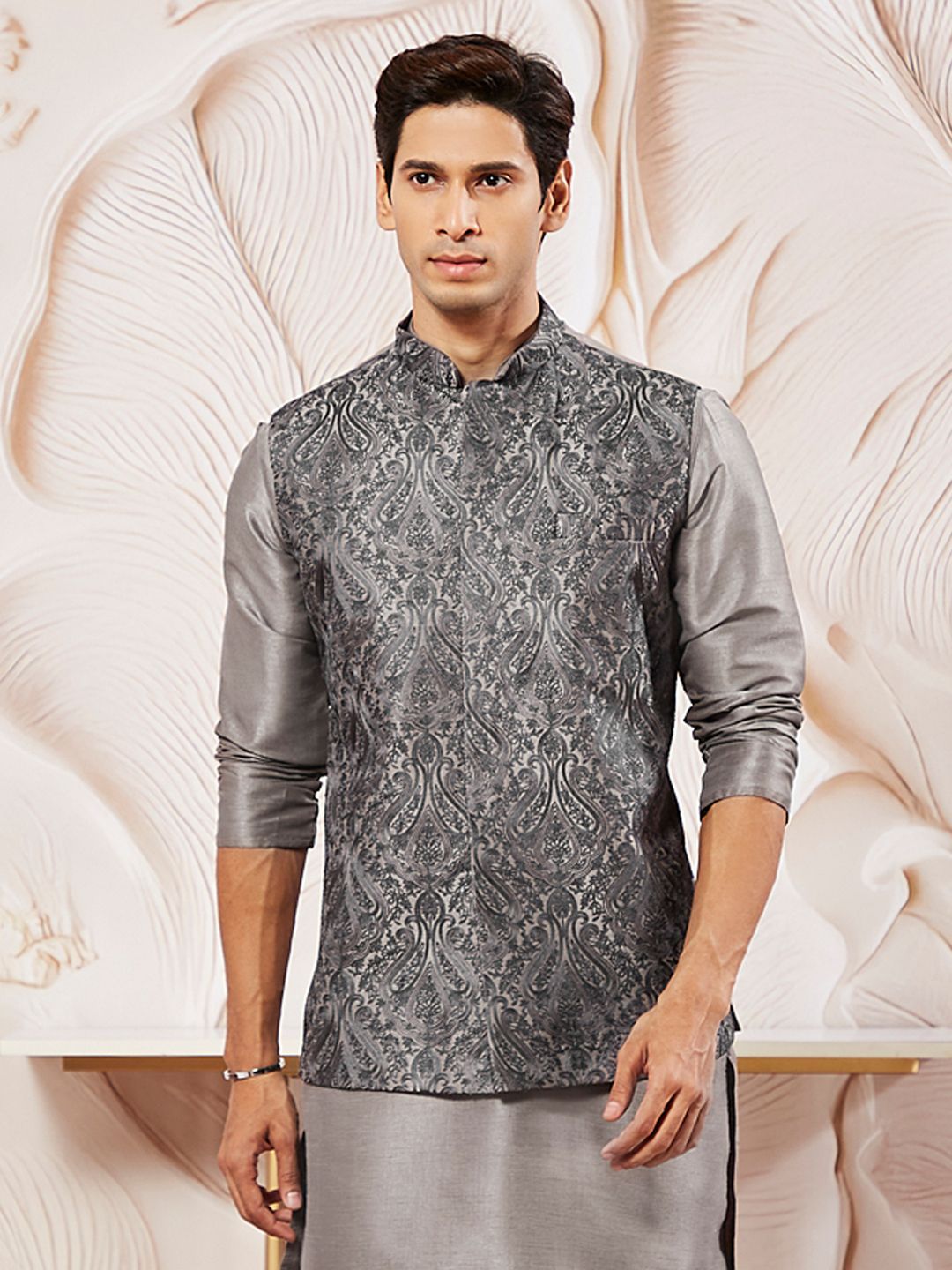 Vastramay Embroidered Nehru Jacket-picture-21