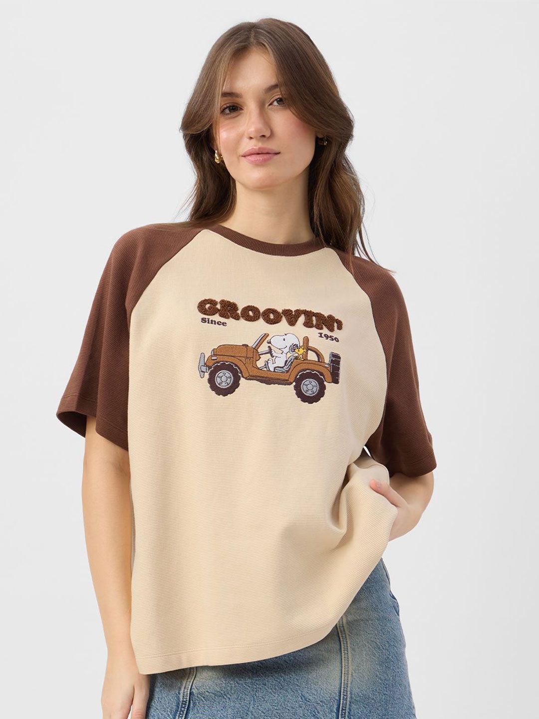 The Souled Store Women Peanuts Graphic Printed Round Neck Cotton Oversized T-shirt