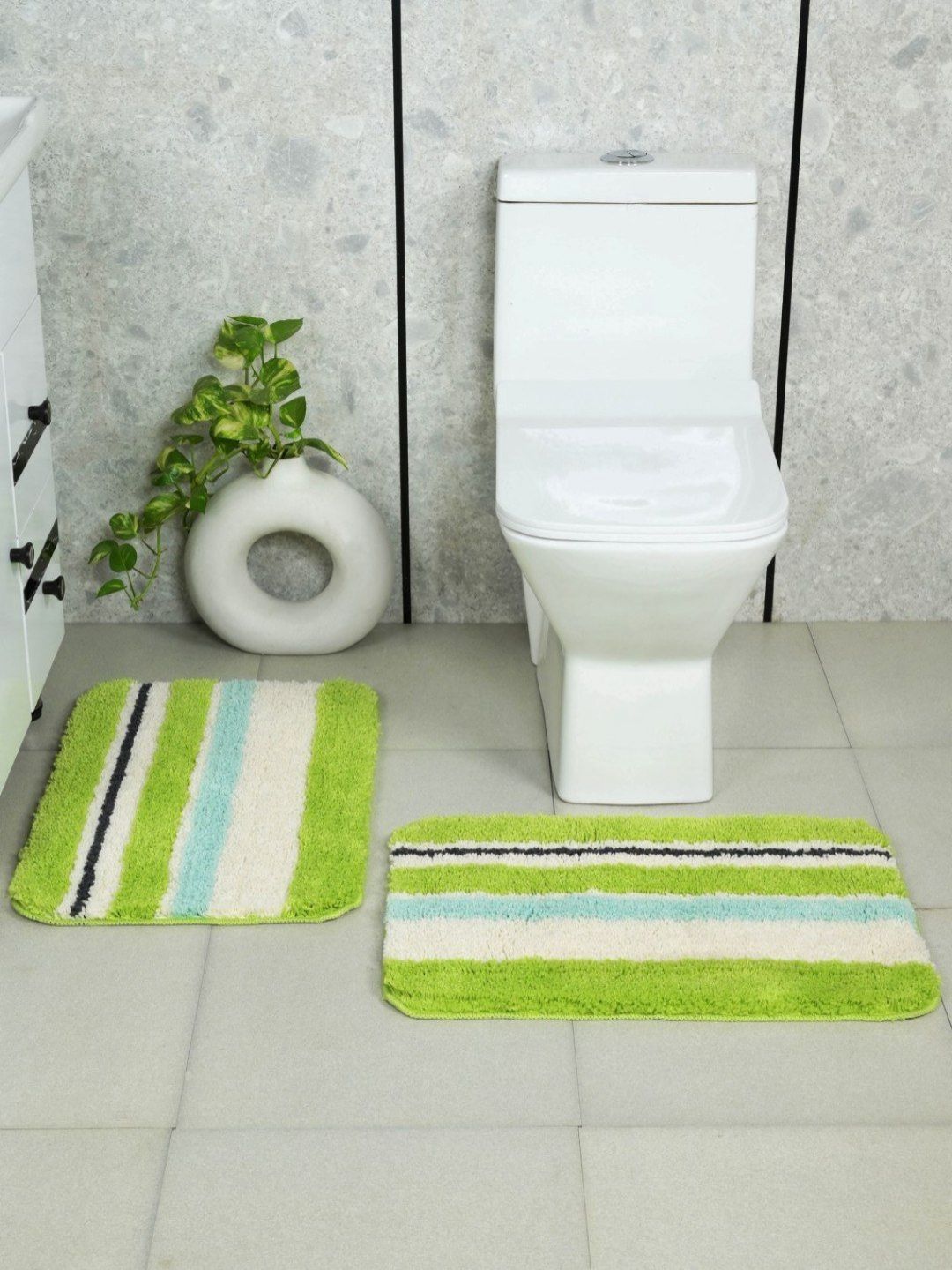 Saral Home 2Pcs Green & White Striped Microfibre 2200 GSM Anti-Skid Bath Rugs-image-5