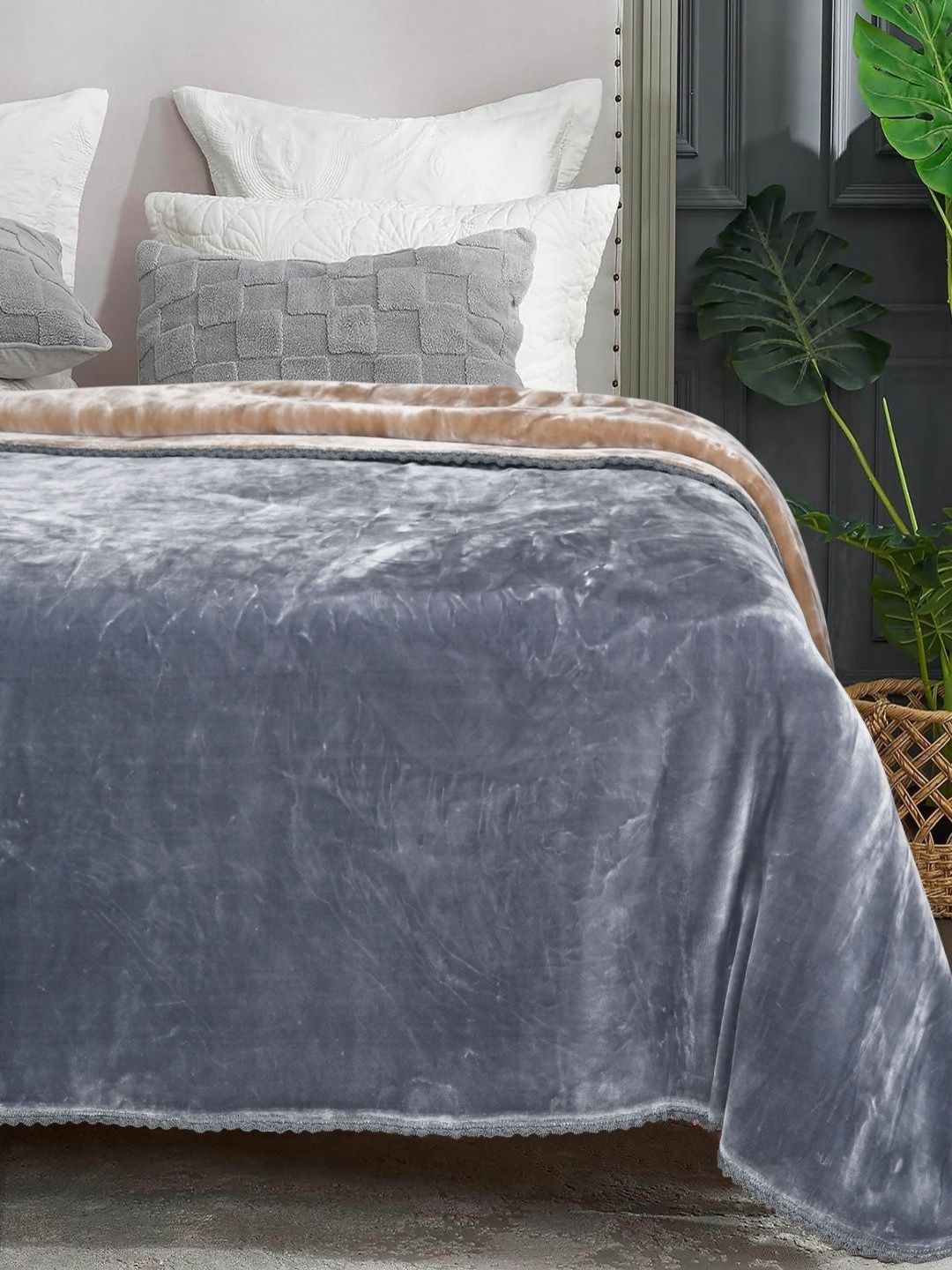 Saral Home Beige & Grey Mild Winter 400 GSM Double Bed Blanket-image-29
