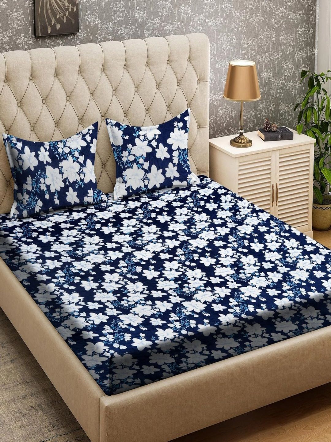 Myntra Elegant Homes Blue Floral Printed Wool 300 TC Queen Bedsheet Set 2.54 x 2.28m-image-5