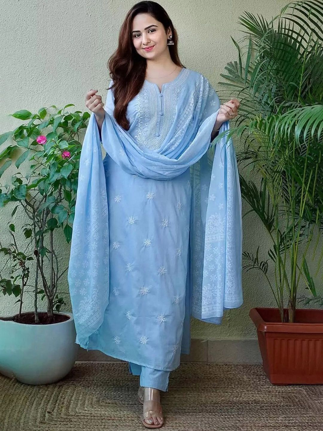Royal Export Floral Embroidered Sequinned Kurta with Trouser & Dupatta-image-9