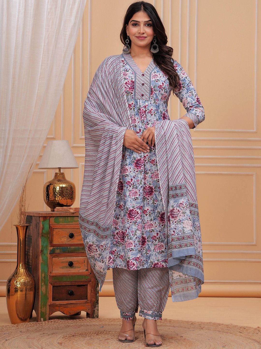 Meeranshi Floral Printed Pure Cotton Kurta with Harem Pants & Dupatta