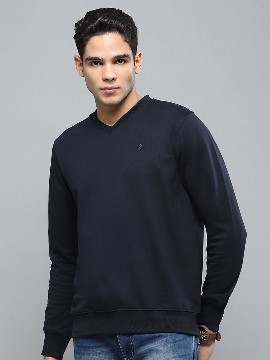 Cloak & Decker Men V-Neck Pullover Sweatshirt-picture-24