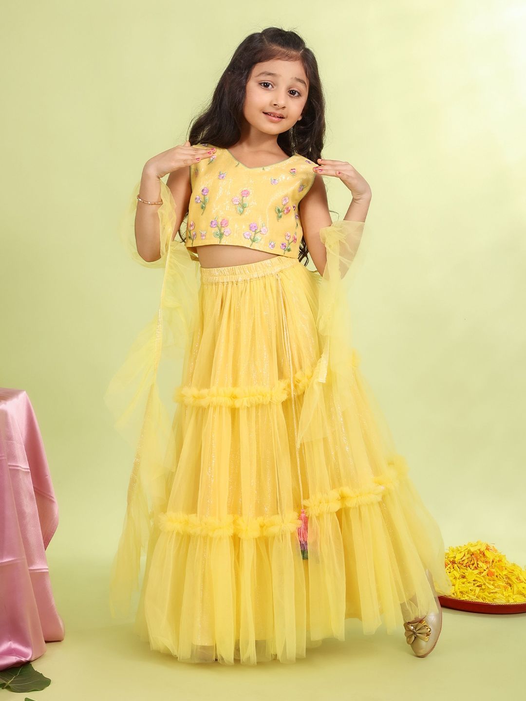 MASTARANG Girls Floral Printed Lehenga With Sleeveless Blouse & Dupatta-picture-25