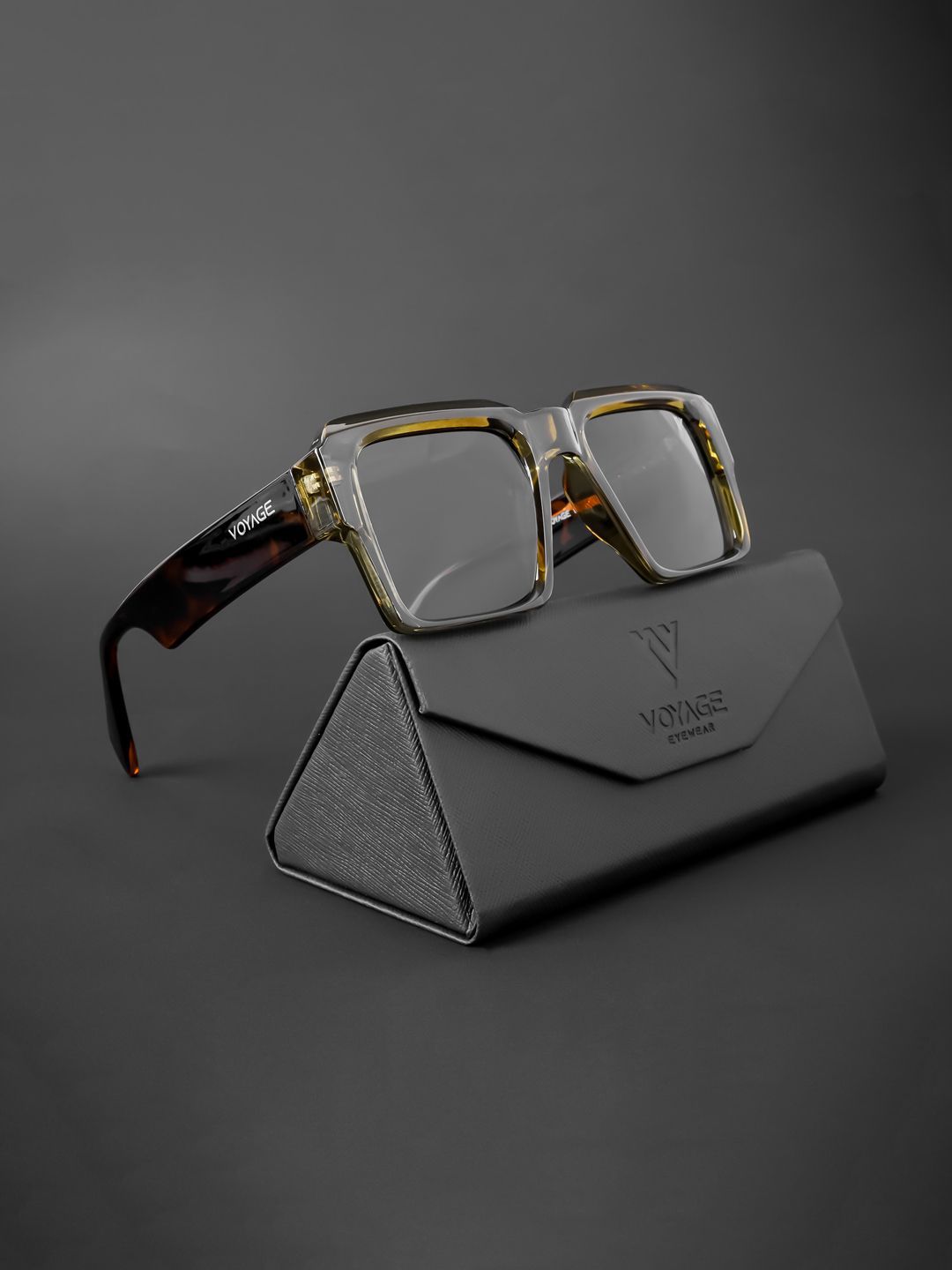 Voyage Unisex Square Sunglasses with Polarised and UV Protected Lens-image-34