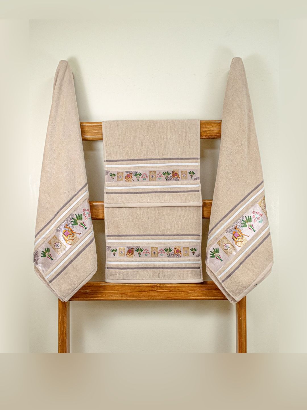 RANGOLI Beige & White 4 Piece Printed Cotton 450 GSM Towel Set-image-13