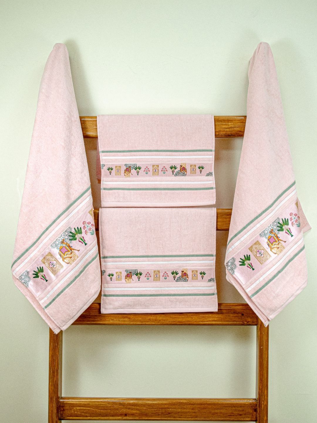 RANGOLI Peach-Coloured & Green 4 Piece Printed Cotton 450 GSM Towel Set-image-16