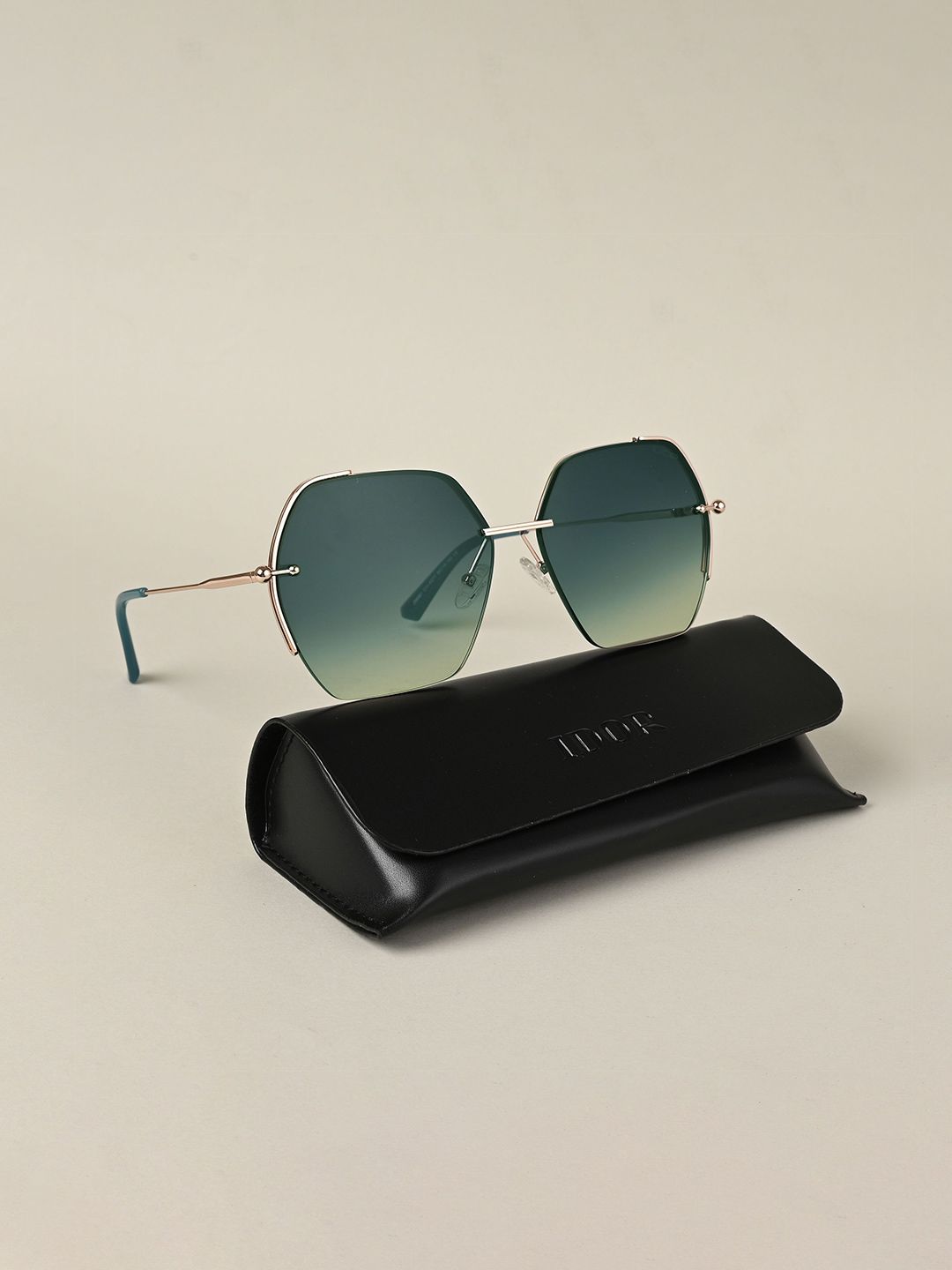 IDOR Women Oversized Sunglasses with UV Protected Lens-image-17